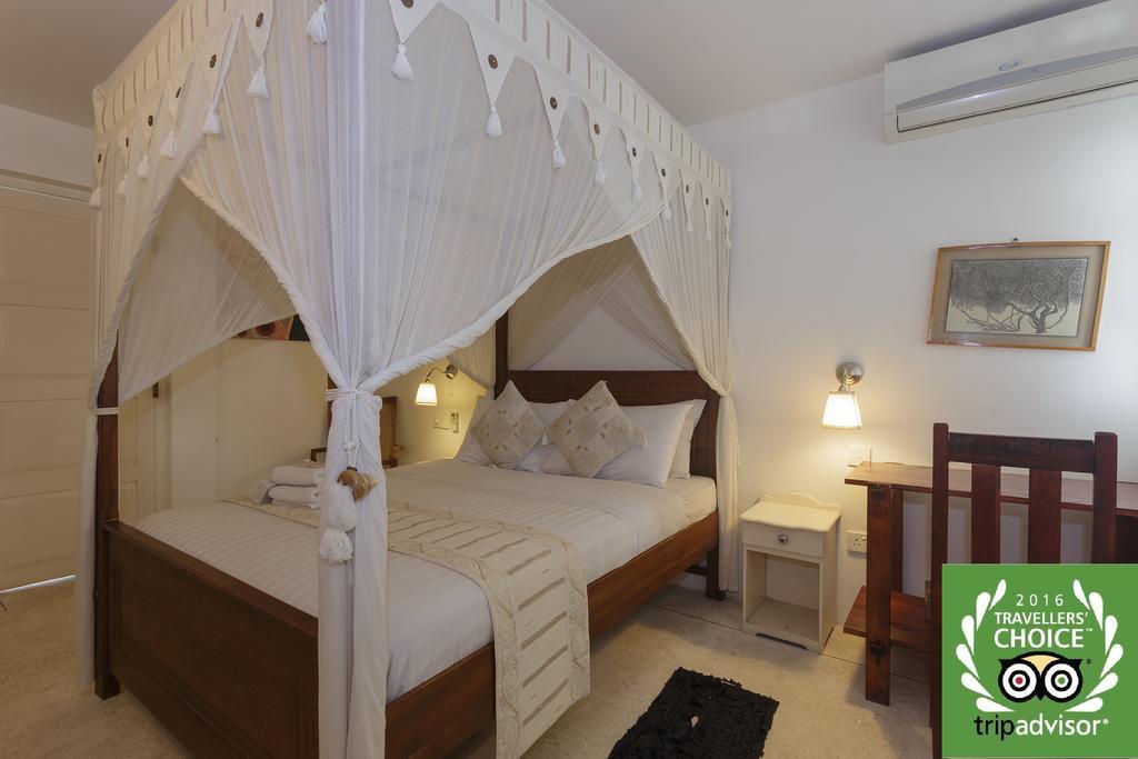 Villa Blanco Dehiwala-Mount Lavinia Exteriör bild