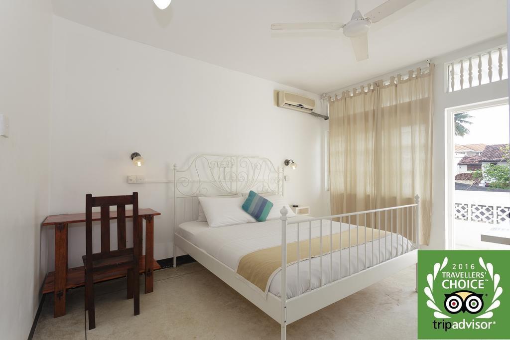 Villa Blanco Dehiwala-Mount Lavinia Exteriör bild