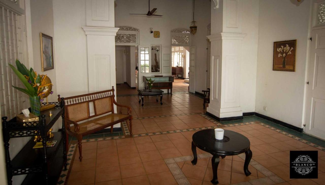 Villa Blanco Dehiwala-Mount Lavinia Exteriör bild